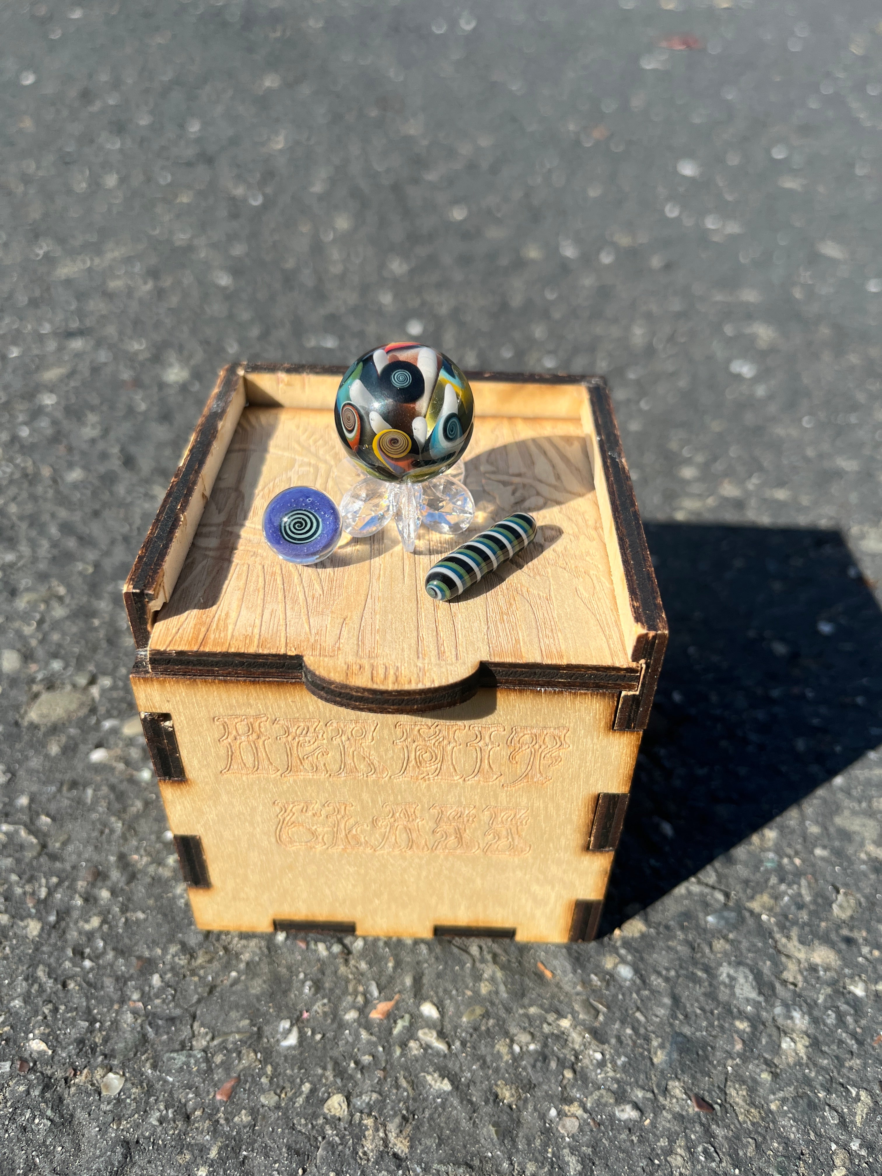 Marble Set By Hermit