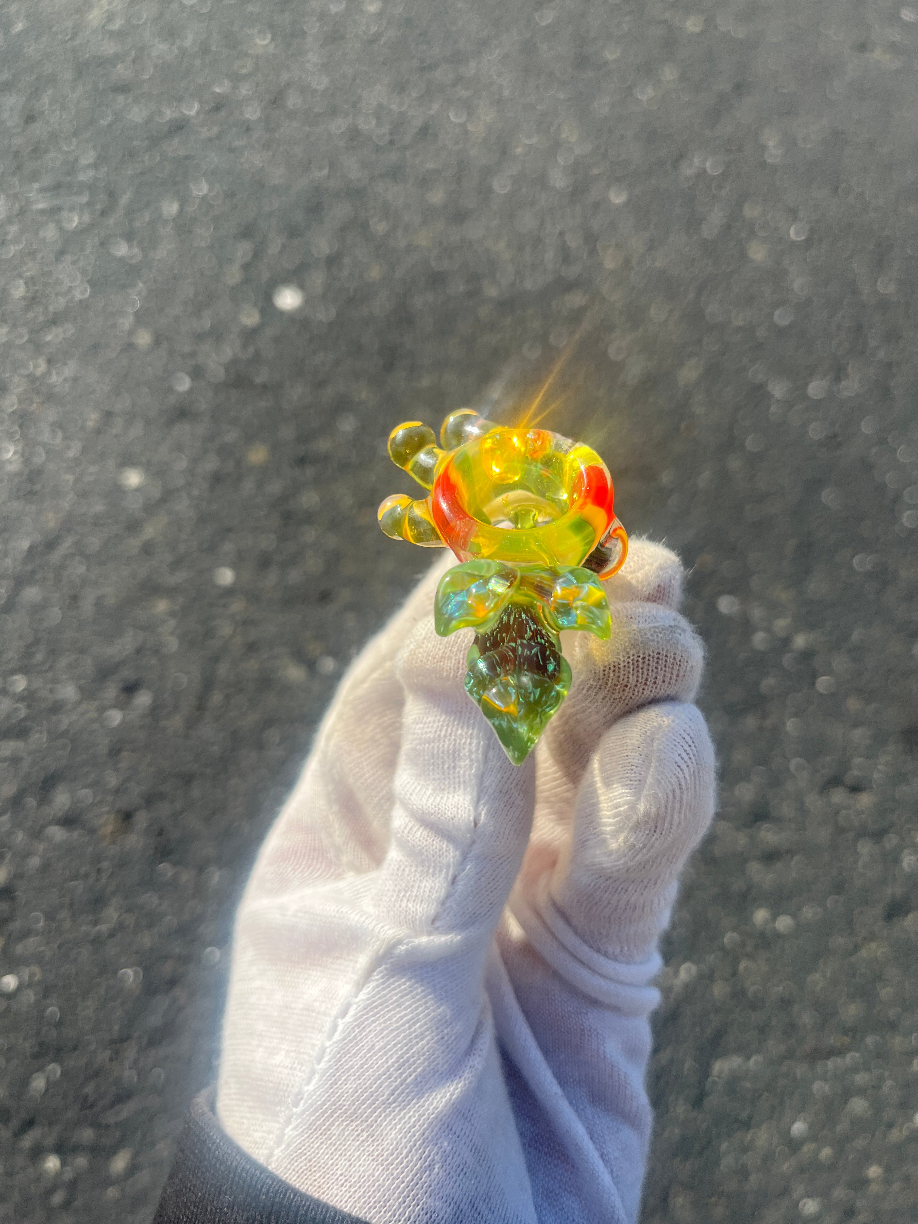 3 Leaf and Resin Gland Slide By Mr. Gray Glass